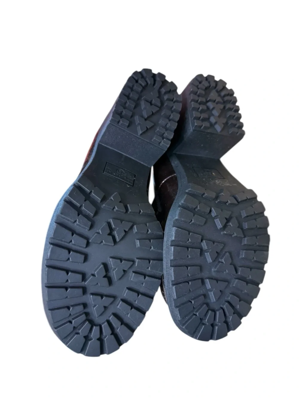 True Craft patent leather